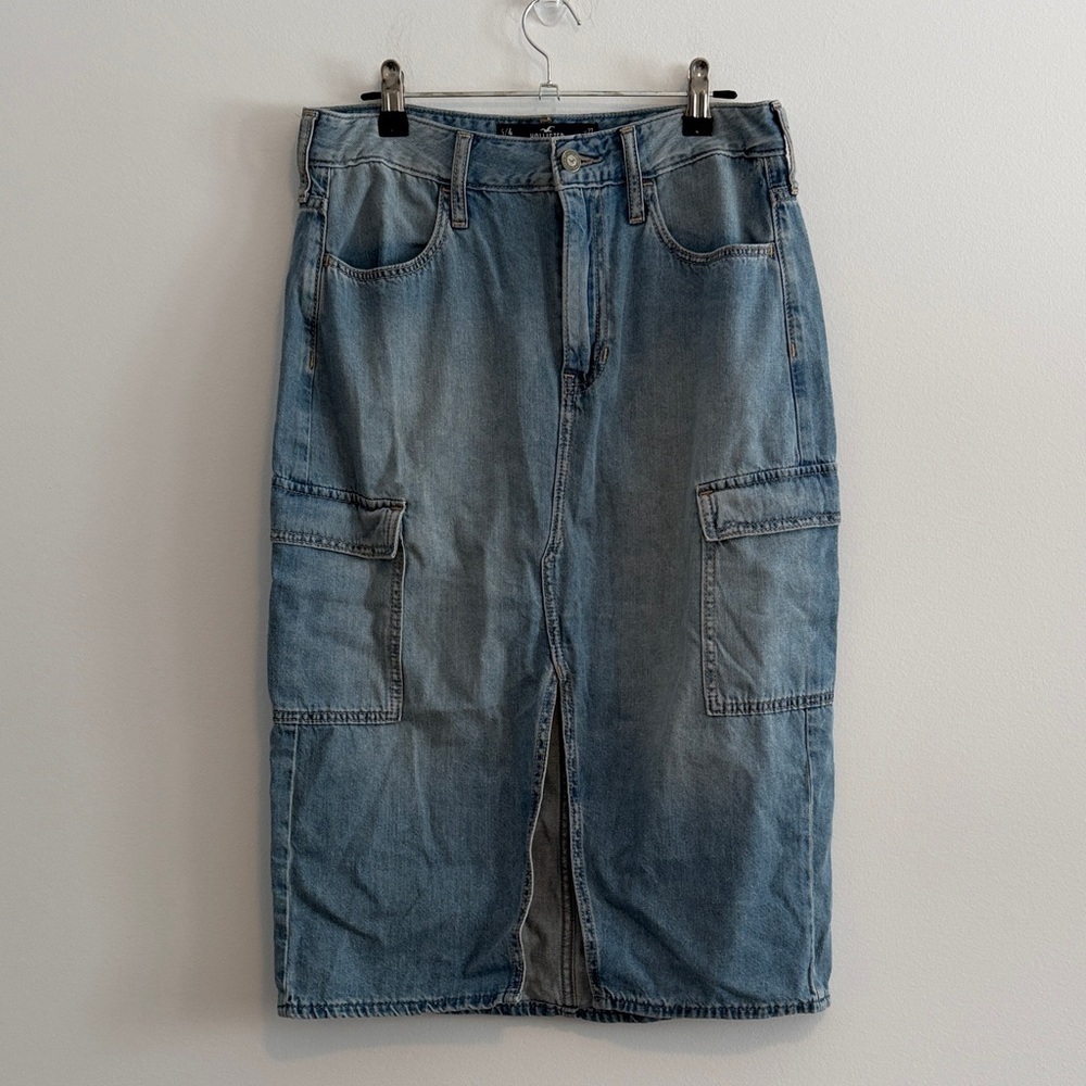 NWOT Hollister Light Blue High-Rise Denim Skirt